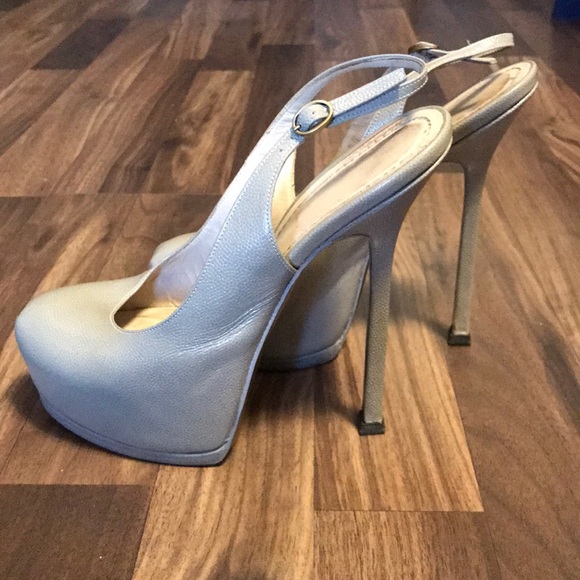 Yves Saint Laurent Slingback Pumps!!! - Picture 2 of 6